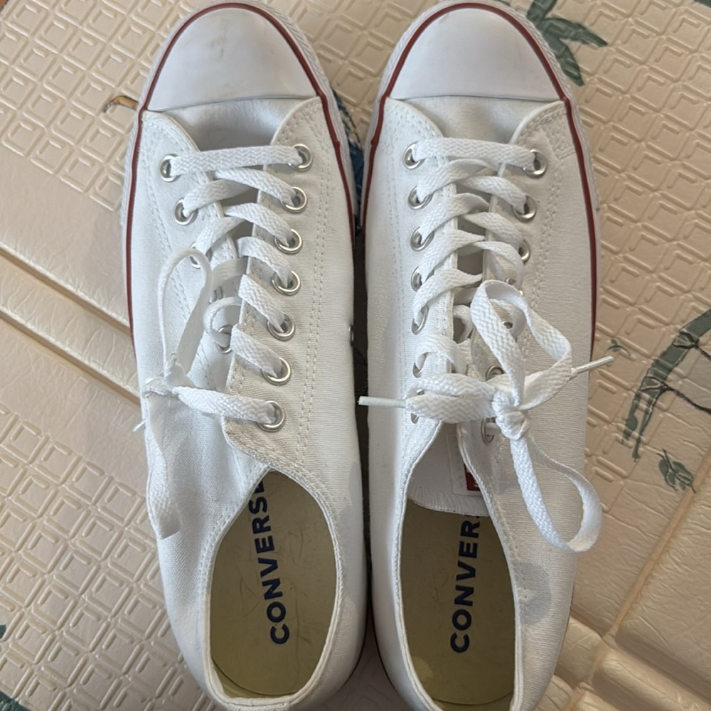 White converse